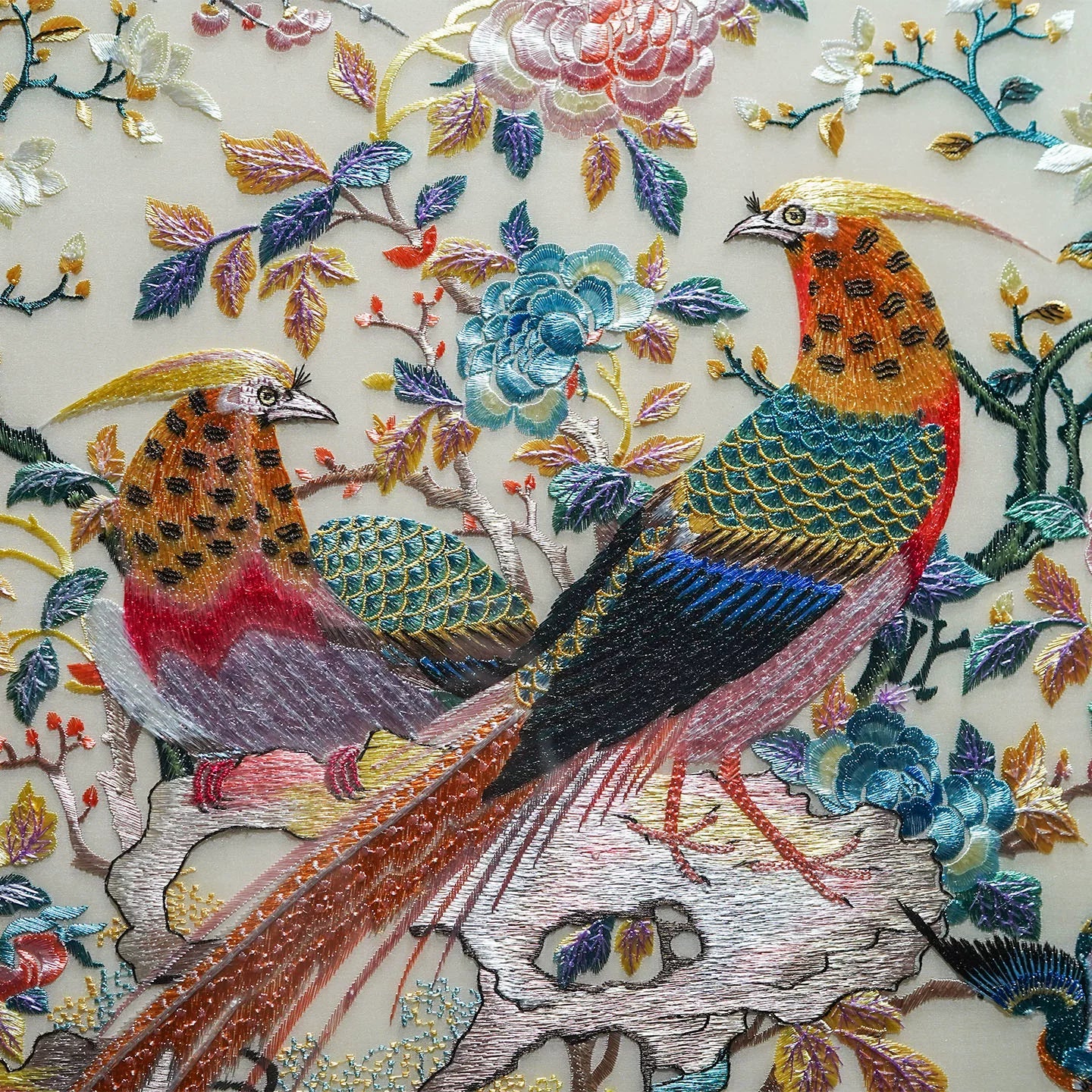 Auspicious Phoenix Vertical Suzhou Embroidery Bird Wall Decor