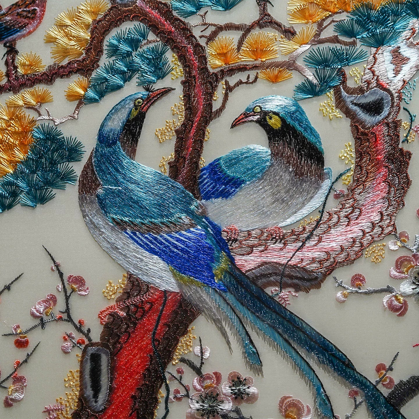 Auspicious Phoenix Vertical Suzhou Embroidery Bird Wall Decor