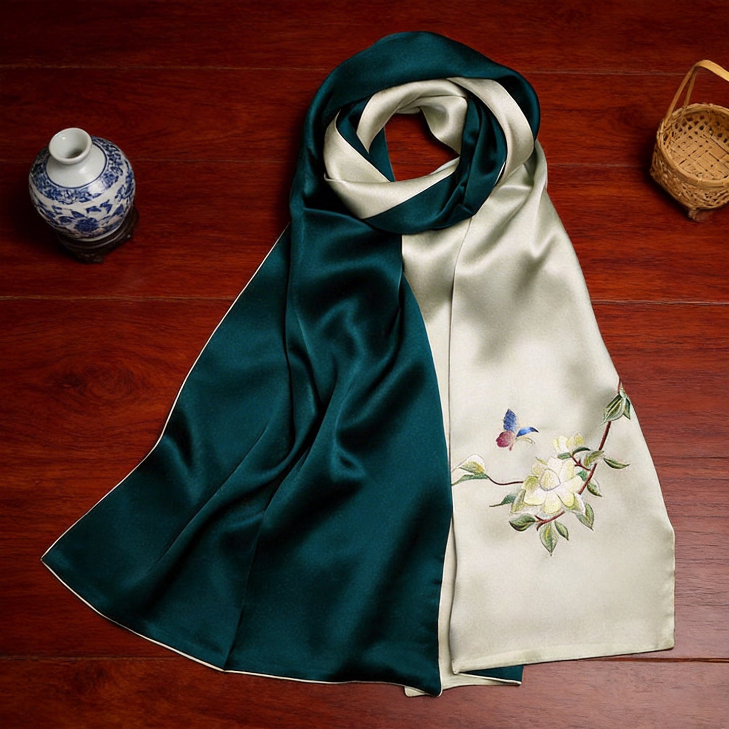 100% Mulberry Silk Su Embroidery Long Scarf