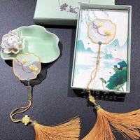 Su Embroidery Bookmark
