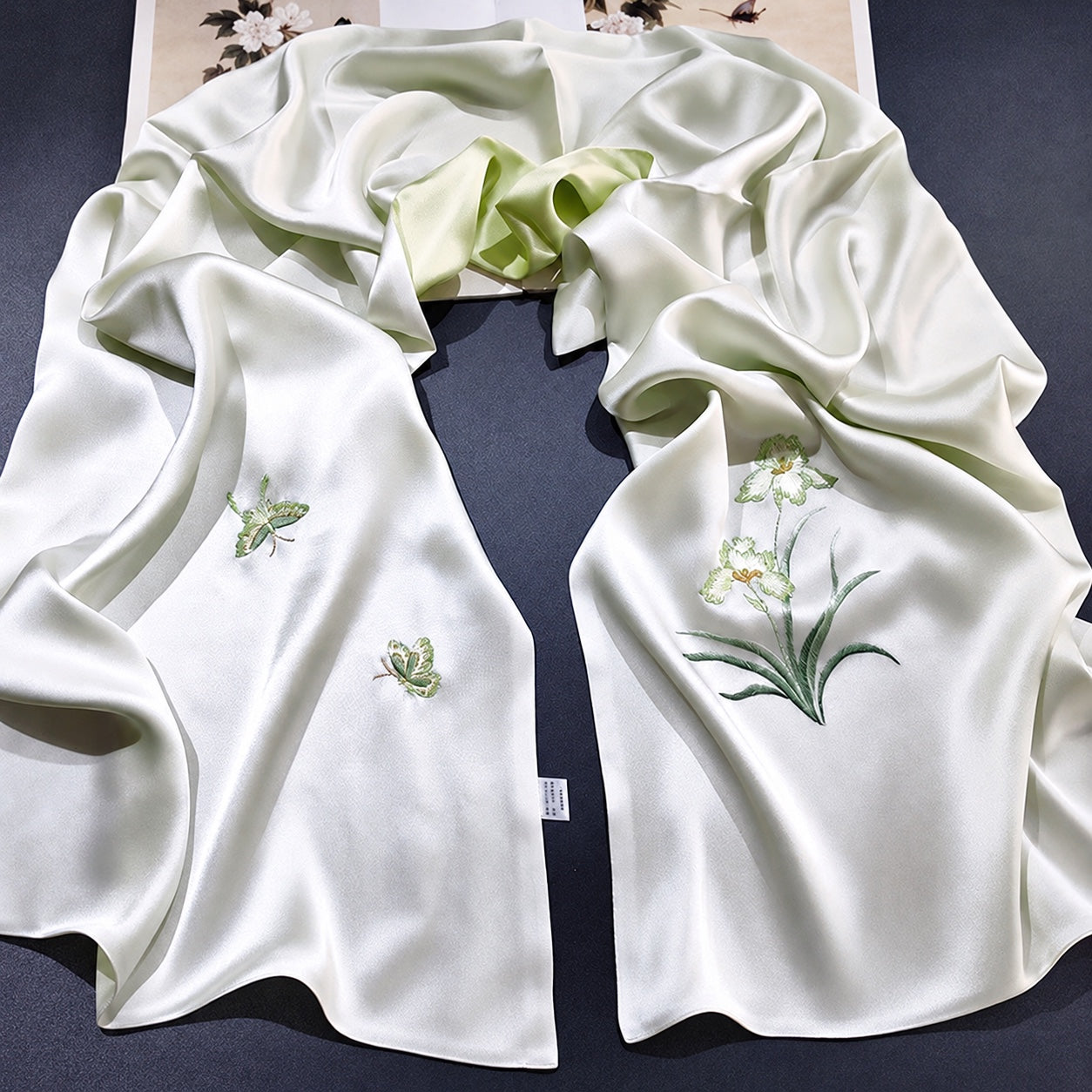Su Embroidery Mulberry Silk Scarf, 175 cm