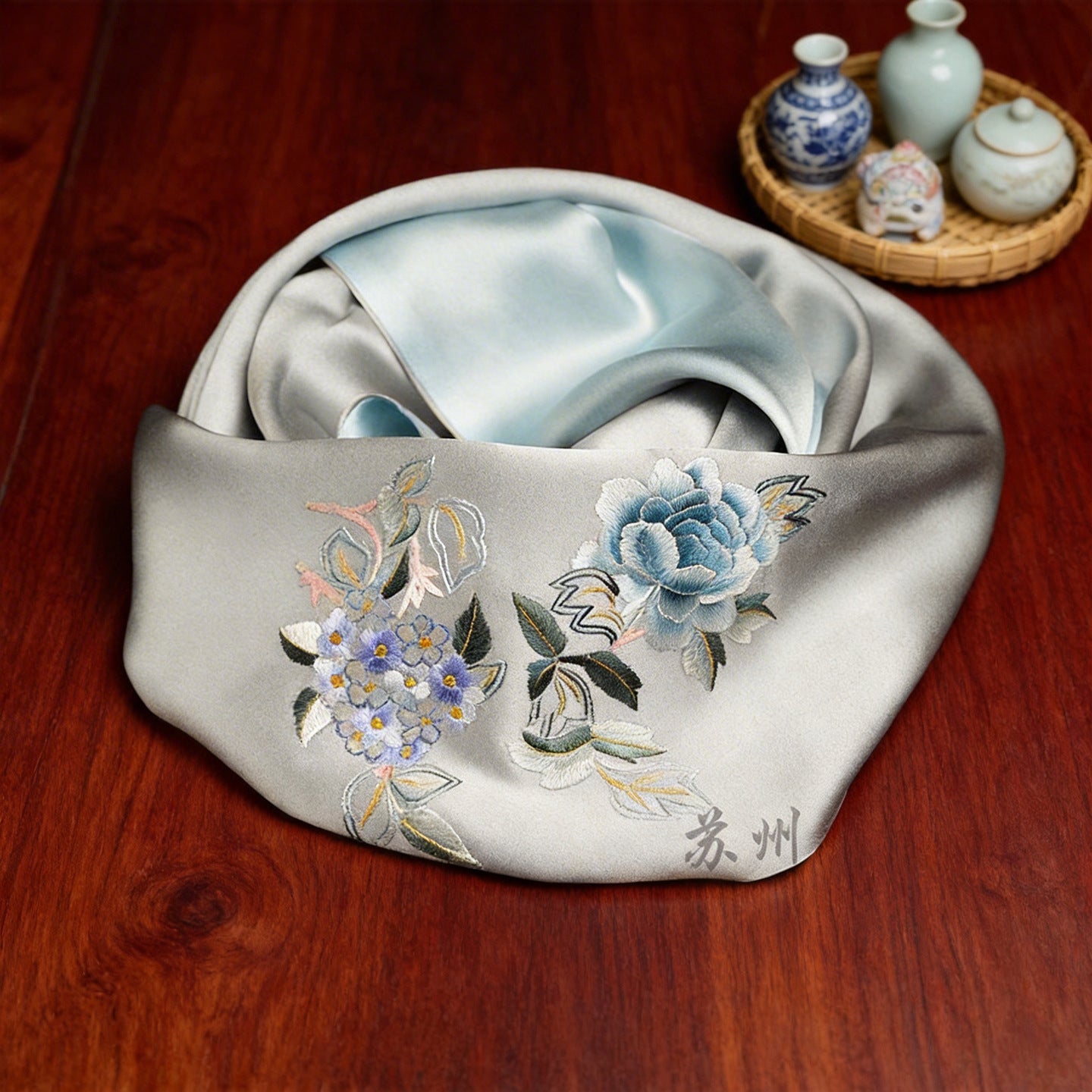 100% Mulberry Silk Su Embroidery Long Scarf