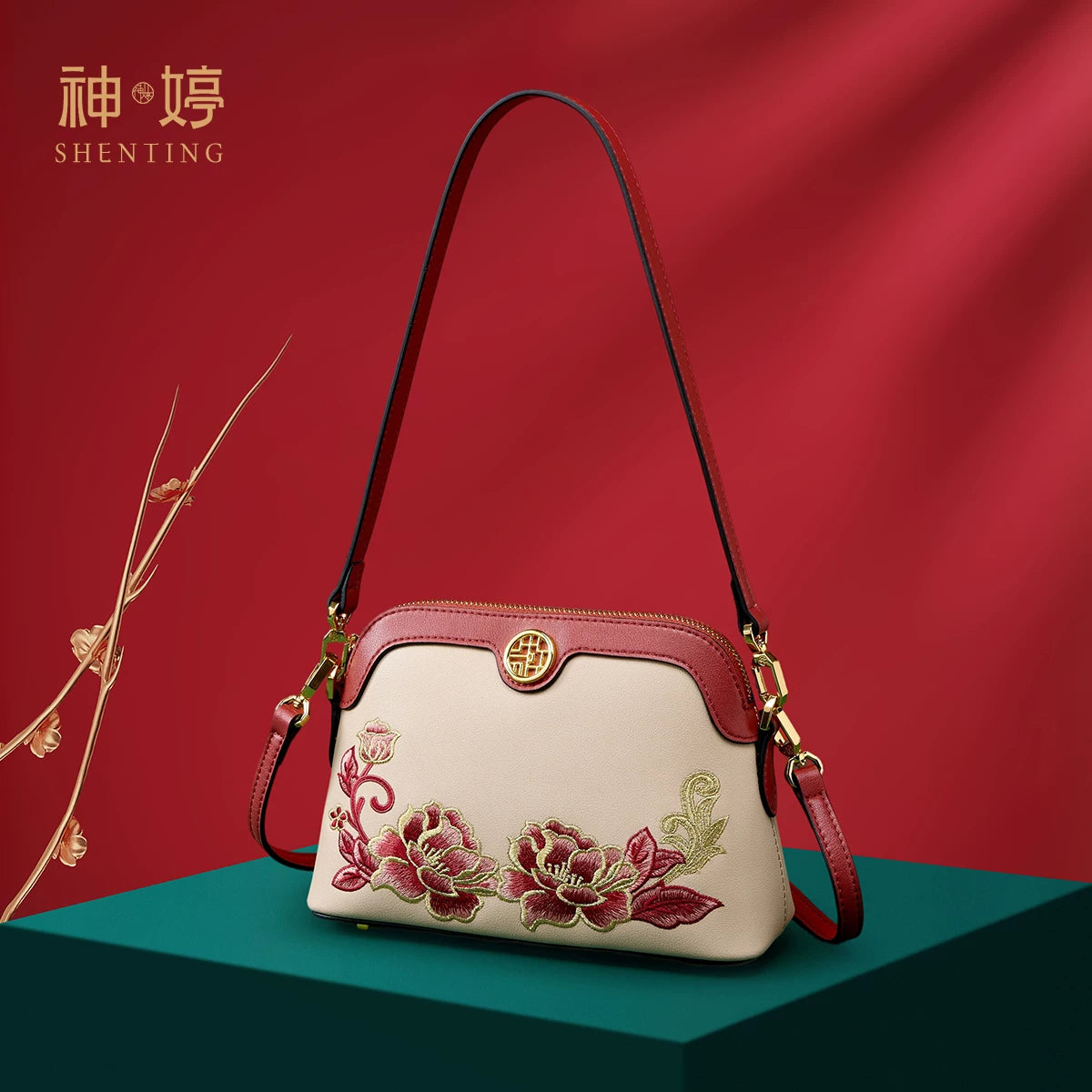 Su Embroidery Small Crossbody Bag