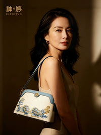 Su Embroidery Small Crossbody Bag