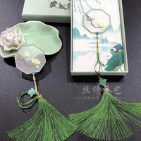 Su Embroidery Bookmark
