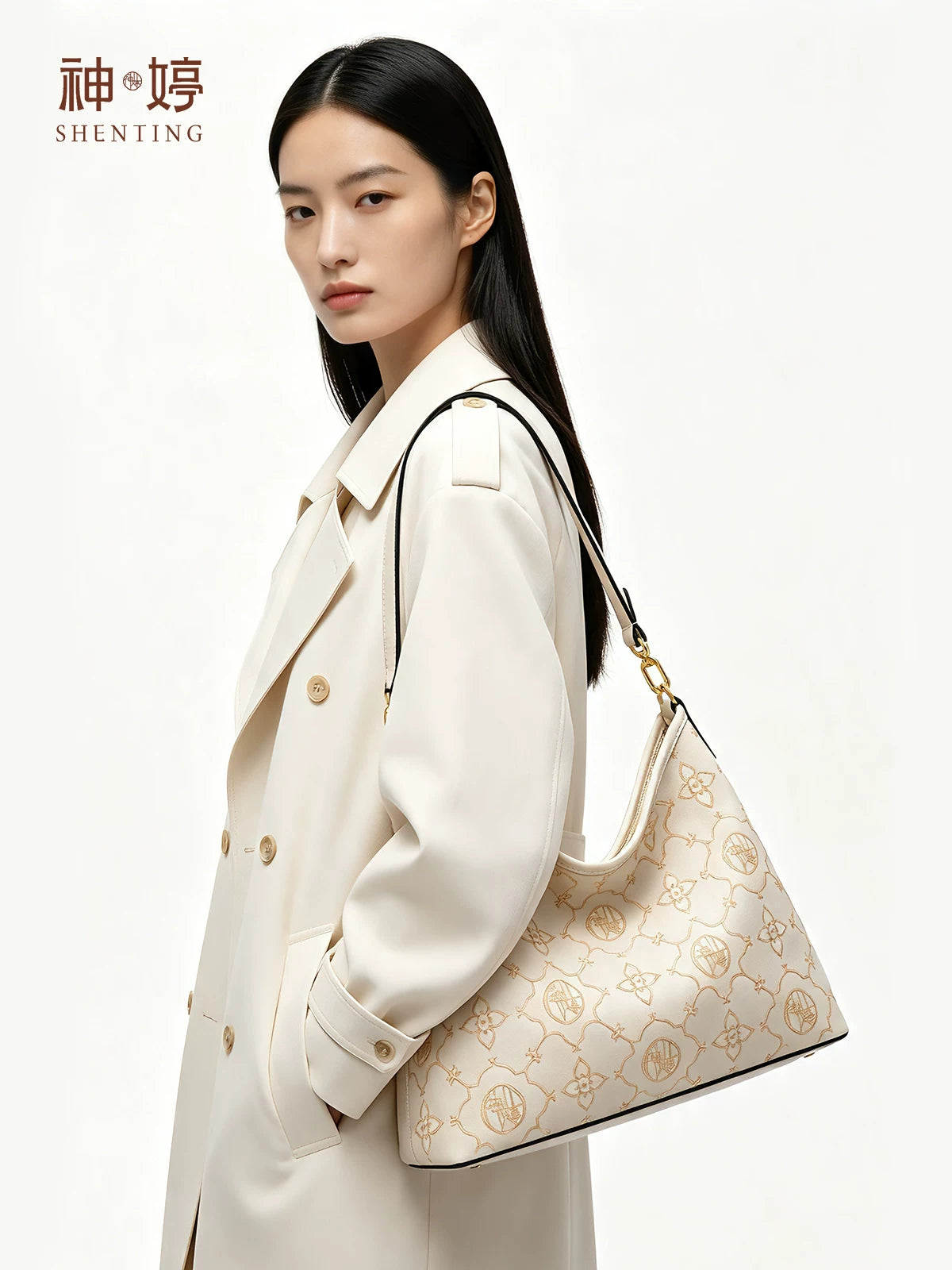 Su Embroidery Hobo Bag