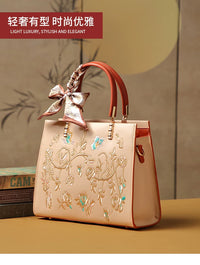 Su Embroidery Tote Bag